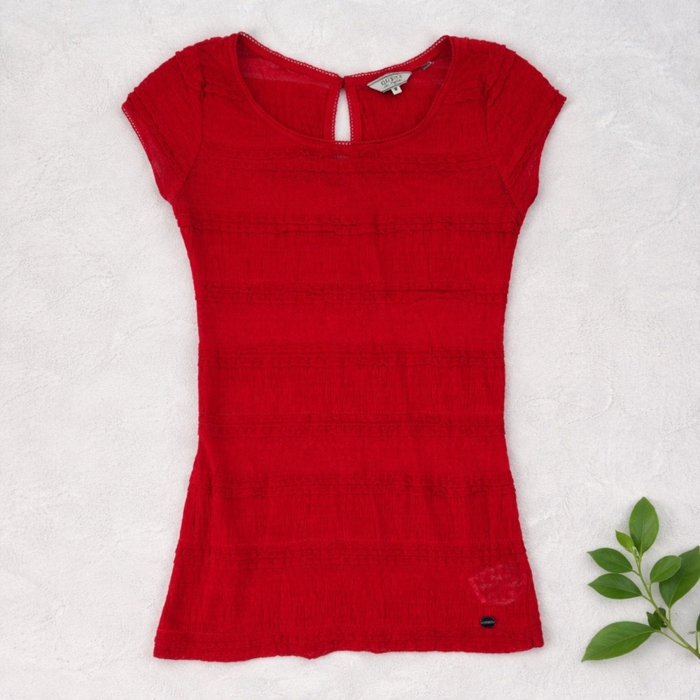 Guess Lace Ruffle Cap‎ Sleeve Top Womens Size M Red Textured Knit Coquette Boho